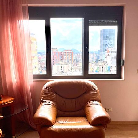 Easy Peasy - 9Th Floor View Downtown Apartment ติรานา ภายนอก รูปภาพ